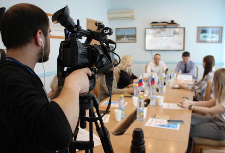 «Никого не забудут». Как продвигается социальная газификация домовладений Западного округа, в АО «ГАЗЭКС» рассказали журналистам